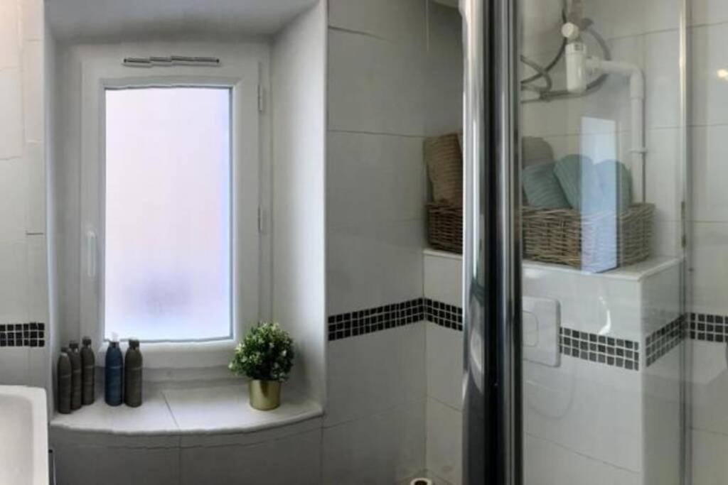 Appartement studio 12 vieux port à La Ciotat Extérieur photo